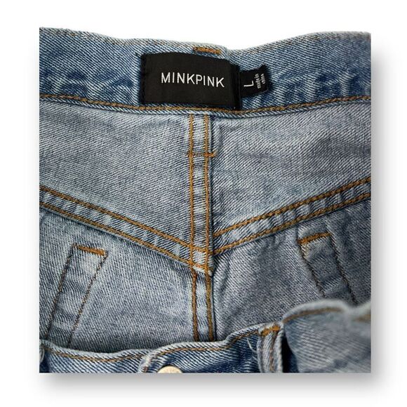 Minkpink Buttonfly Distressed Jean Shorts Size Large - Picture 5 of 5